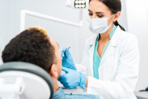 על מומחה אסתטי לטיפולי שיניים ועל היתרונות לעשות טיפול אסתטי אצל מומחה