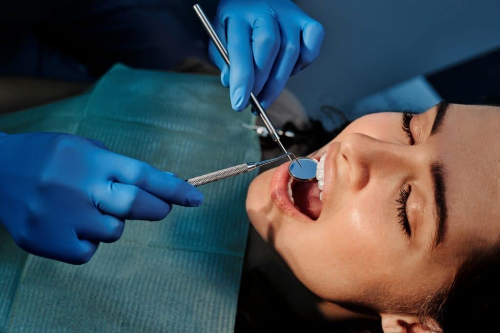 ביטוח שיניים עשוי לכסות חלקית את העלות של כתרי זירקוניה אם הם נחשבים נחוצים מבחינה רפואית.
